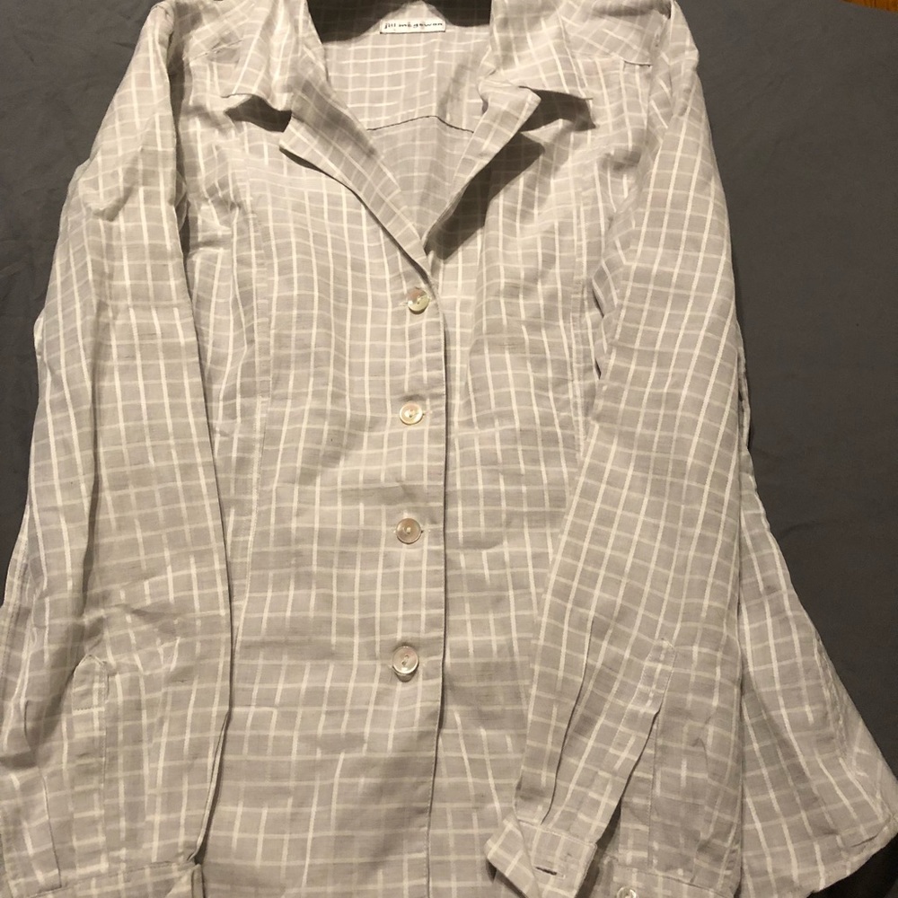 Women’s dress shirt